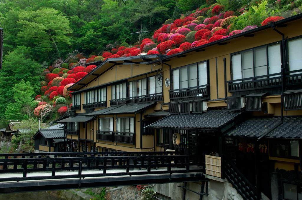Kurokawa Onsen Yama No Yado Shinmeikan Minamioguni Kültér fotó
